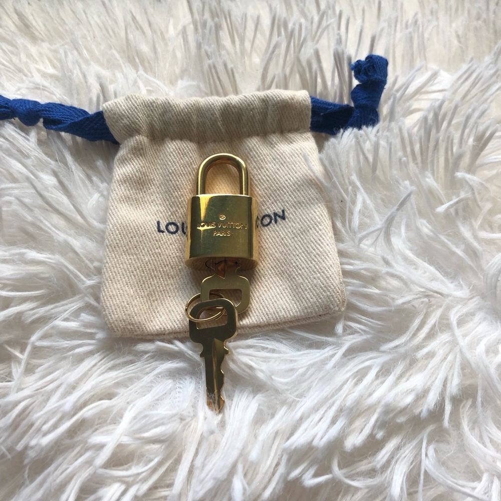 LV lock and key
